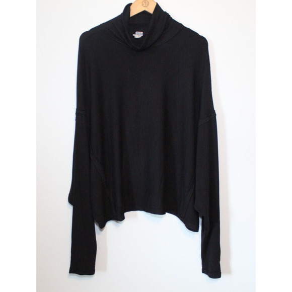 We The Free People Alameda Dolman Sleeve Turtleneck Top Black Medium H12840 - Picture 2 of 16